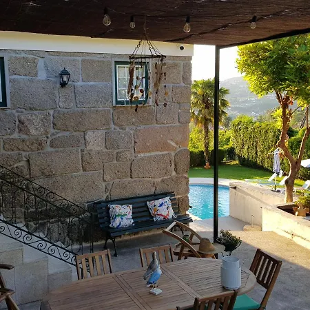 Casa De Ladrido Ferienhaus