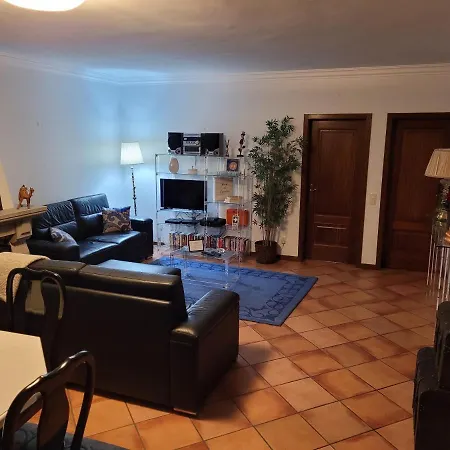 Casa De Ladrido * Felgueiras