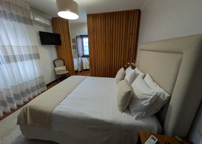 Casa De Ladrido 펜션 펠게이라스